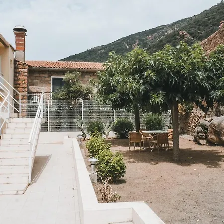 Aparthotel Ideal-subrini