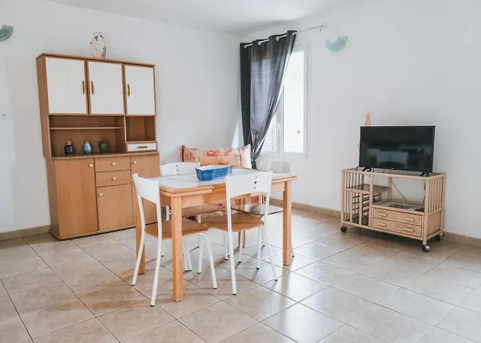 Ideal-subrini מלון דירות