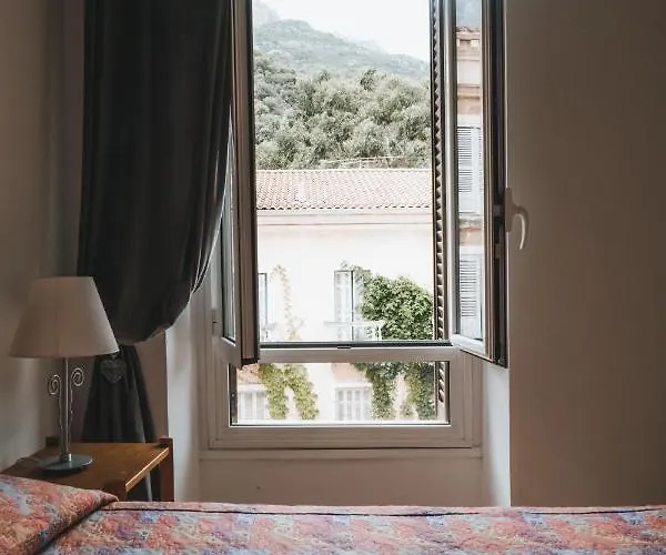 Ideal-subrini מלון דירות 3*