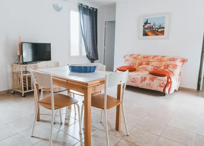 מלון דירות Ideal-subrini