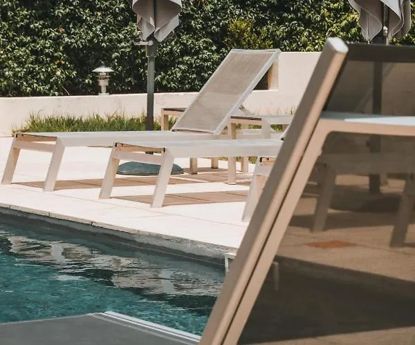 Ideal-subrini מלון דירות 3*